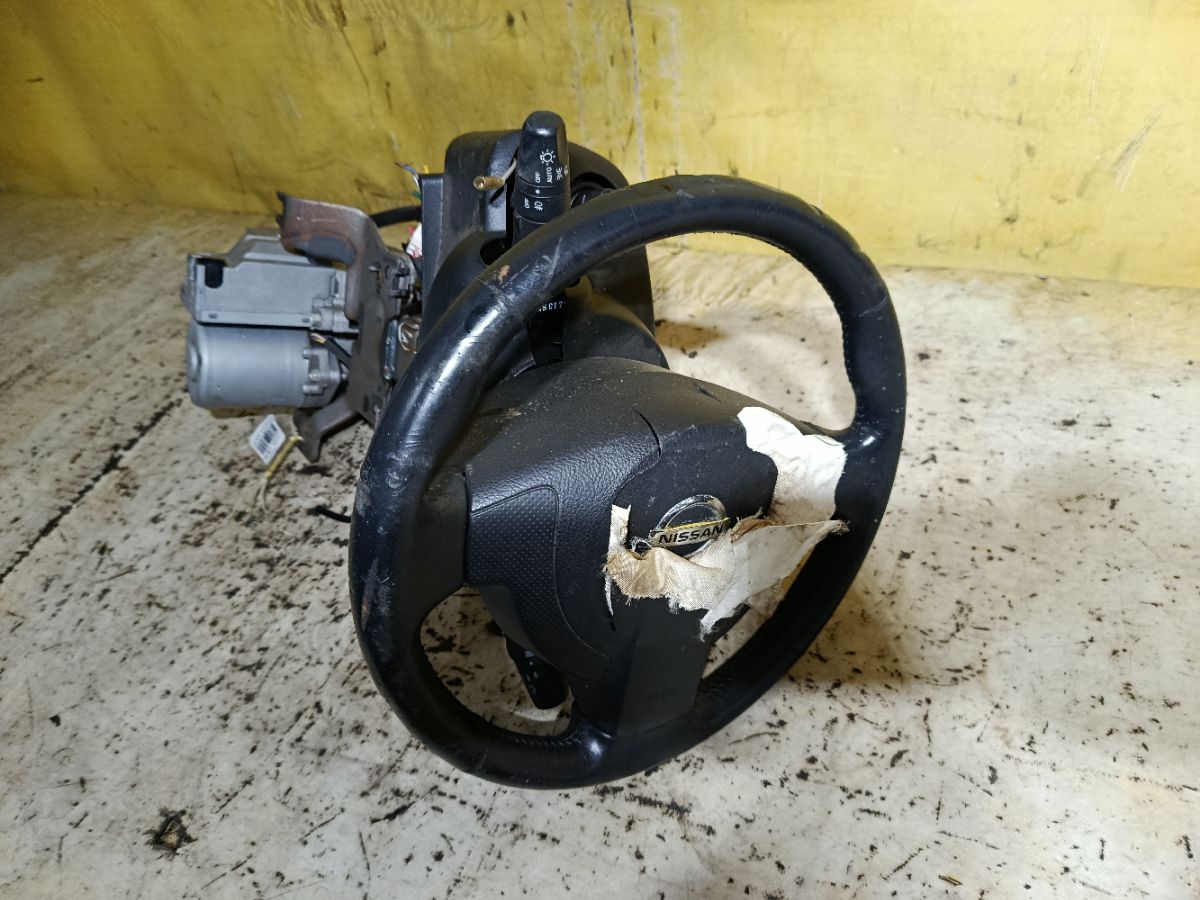 Рулевая колонка на Nissan Serena C25 Фото 4