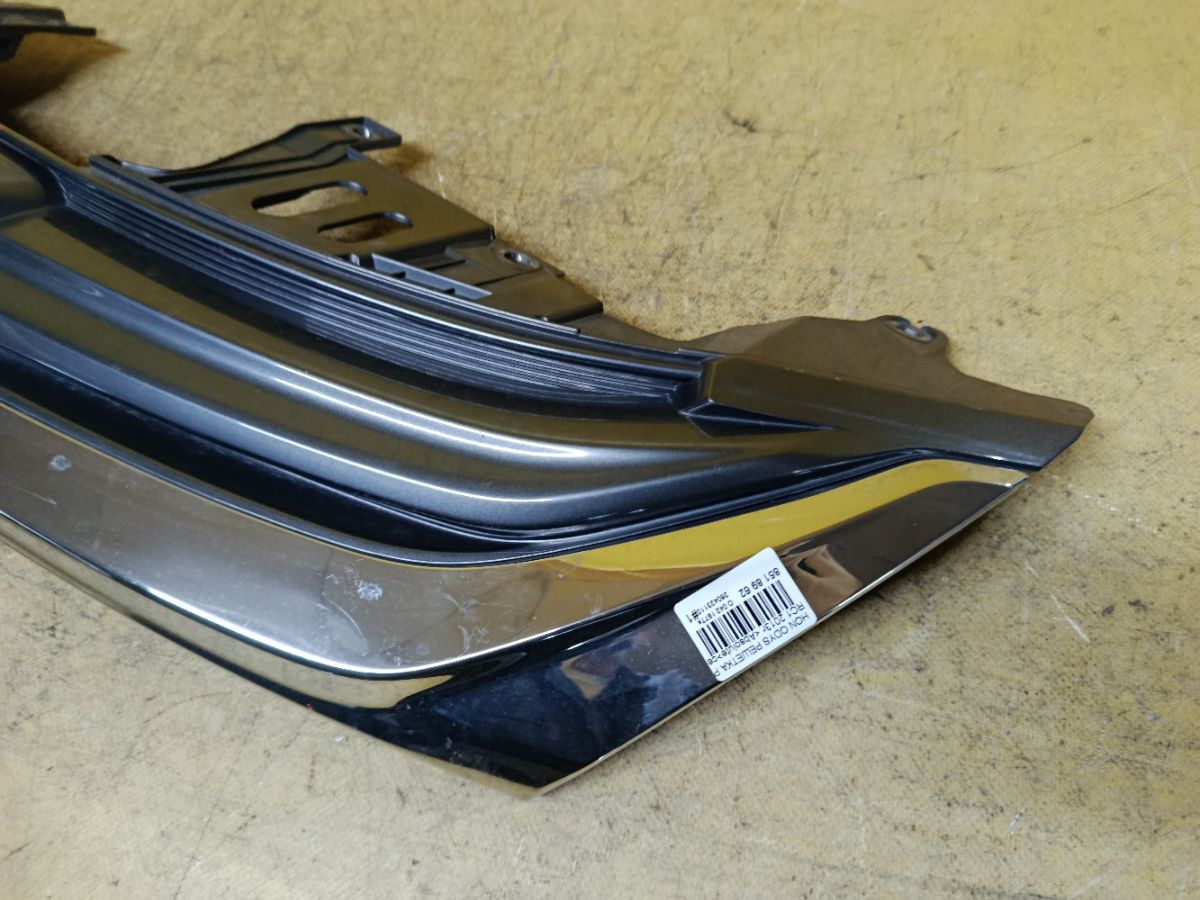 Решетка радиатора на Honda Odyssey RC1 Фото 4