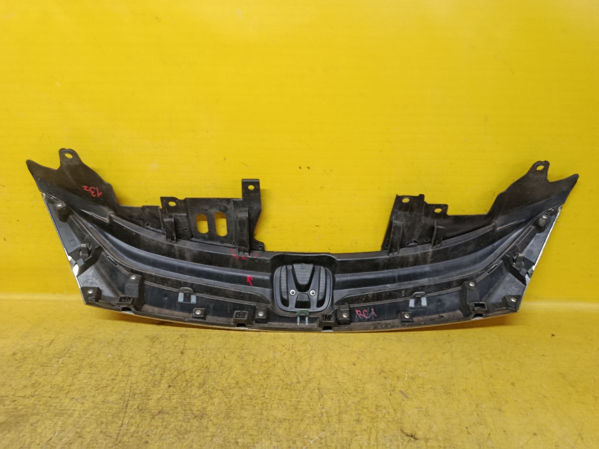 Решетка радиатора на Honda Odyssey RC1 Фото 6