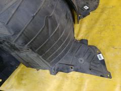 Подкрылок 63842-ED05D, 63843-ED05D на Nissan Tiida C11 HR15DE Фото 4