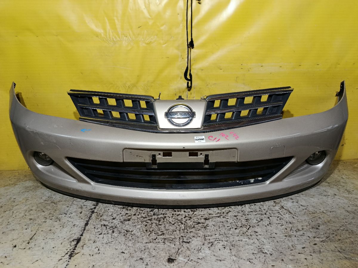 Бампер 02B2704 02B2704,62022-ED025, 62022ED025, 62022ED540, 62022EM00J, DS04213BA, DS04232BA, DS04232BB, DT20100000000, DT20200001000, GD6930, HQ62022EM00J, NS01001DB, NSL10507507, STDTW5000A0, U0505084, UNTEM622294 на Nissan Tiida C11 Фото 4