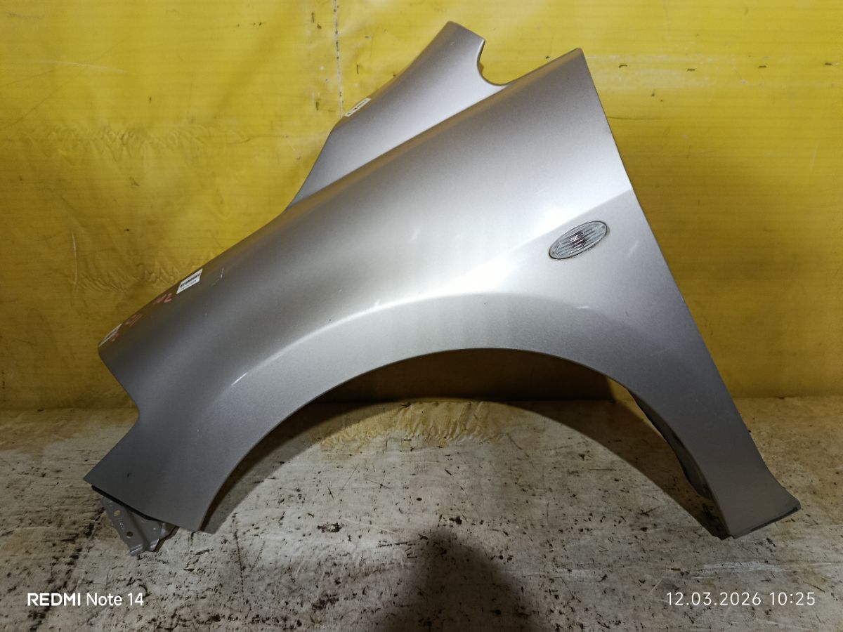 Крыло переднее на Nissan Tiida C11 Фото 3