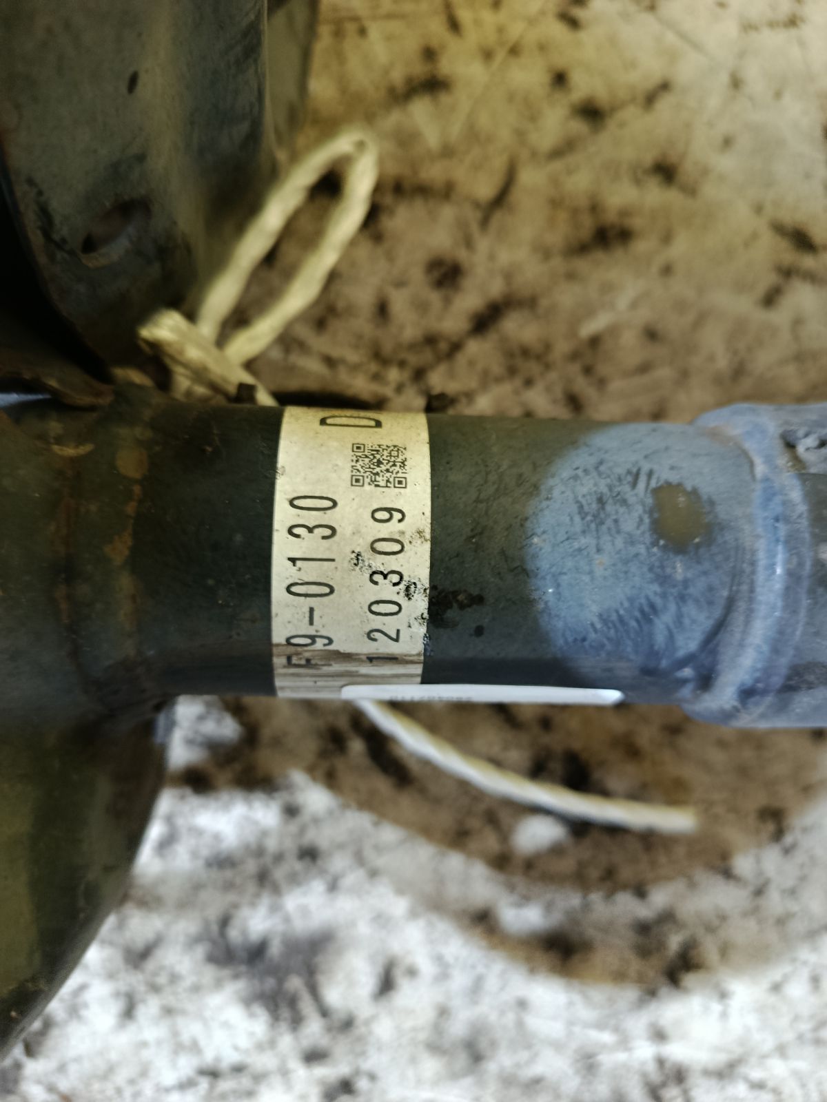 Стойка амортизатора на Honda Fit Shuttle Hybrid GP2 LDA Фото 3