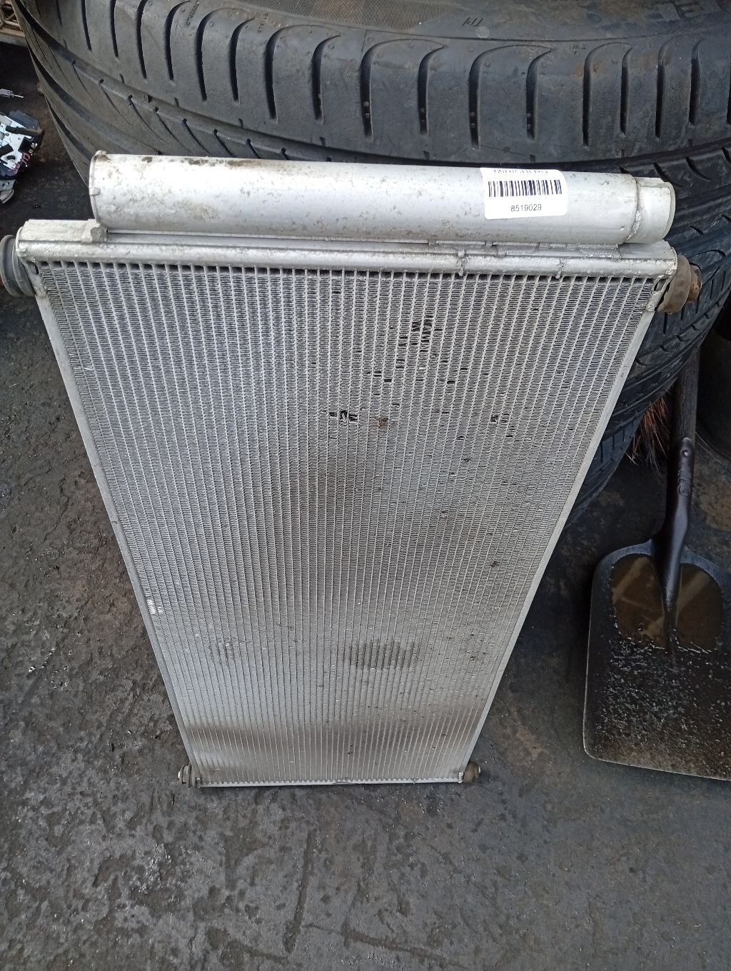 Радиатор кондиционера на Honda Fit Shuttle GP2 LDA Фото 3