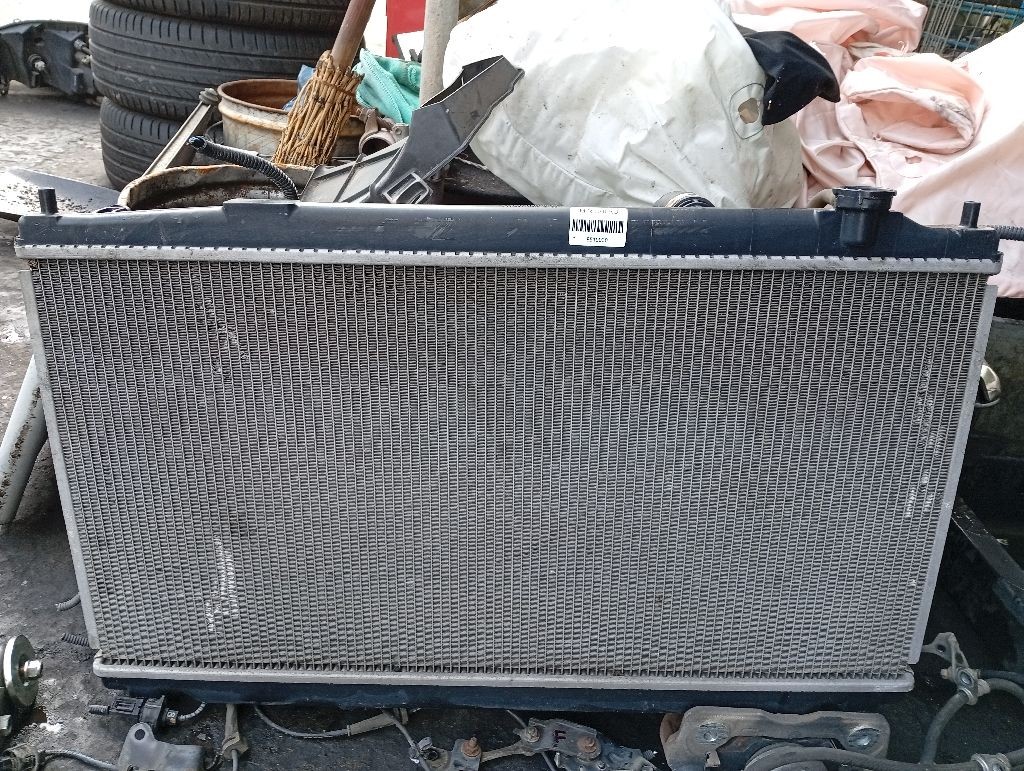 Радиатор ДВС на Honda Fit Shuttle GP2 LDA Фото 4