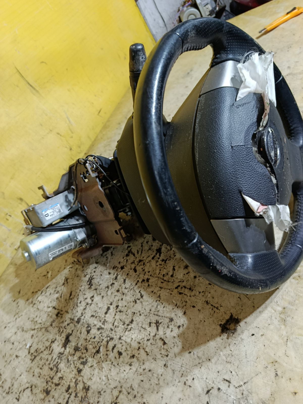 Рулевая колонка на Nissan Note E11 Фото 5