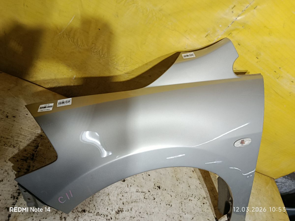 Крыло переднее на Nissan Tiida C11 Фото 2