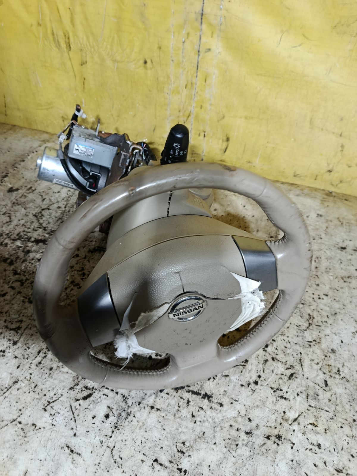 Рулевая колонка на Nissan Tiida C11 Фото 8