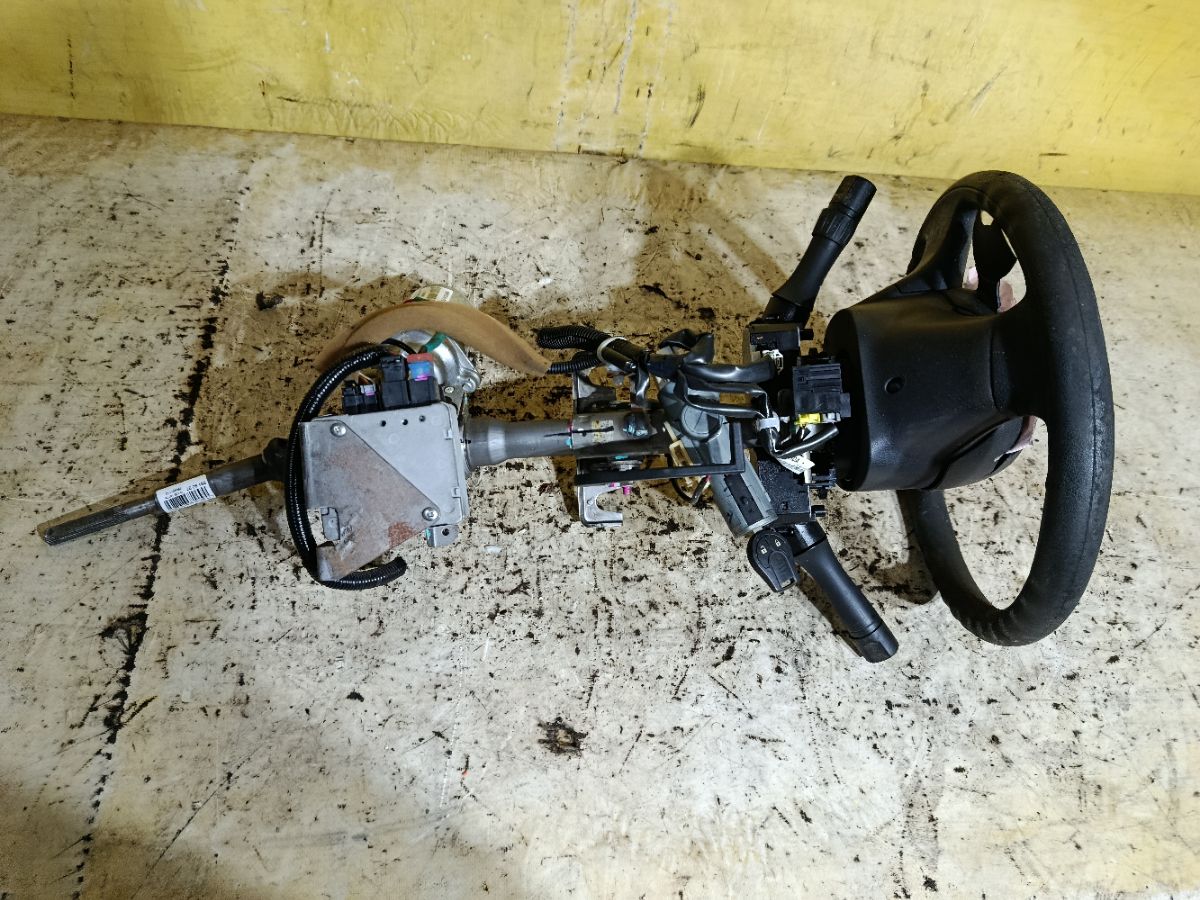 Рулевая колонка на Nissan March K13 Фото 4