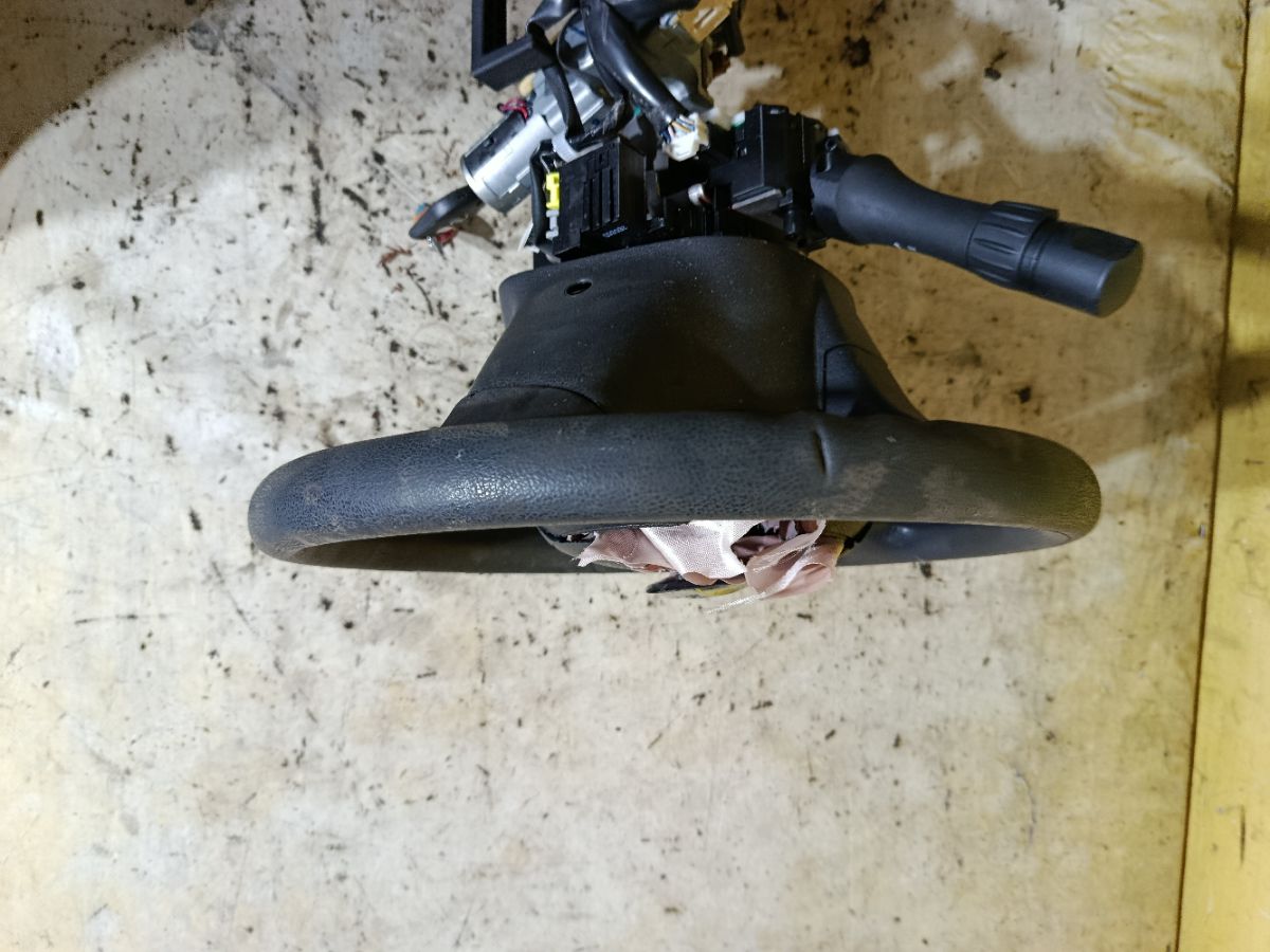 Рулевая колонка на Nissan March K13 Фото 2