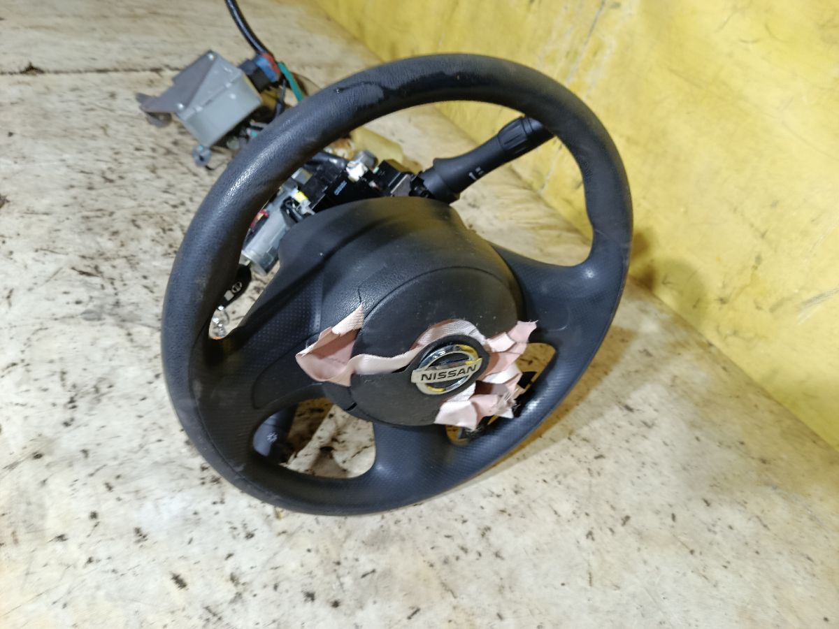 Рулевая колонка на Nissan March K13 Фото 3