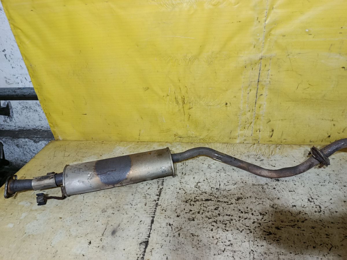 Глушитель на Nissan Note E11 HR15DE Фото 5