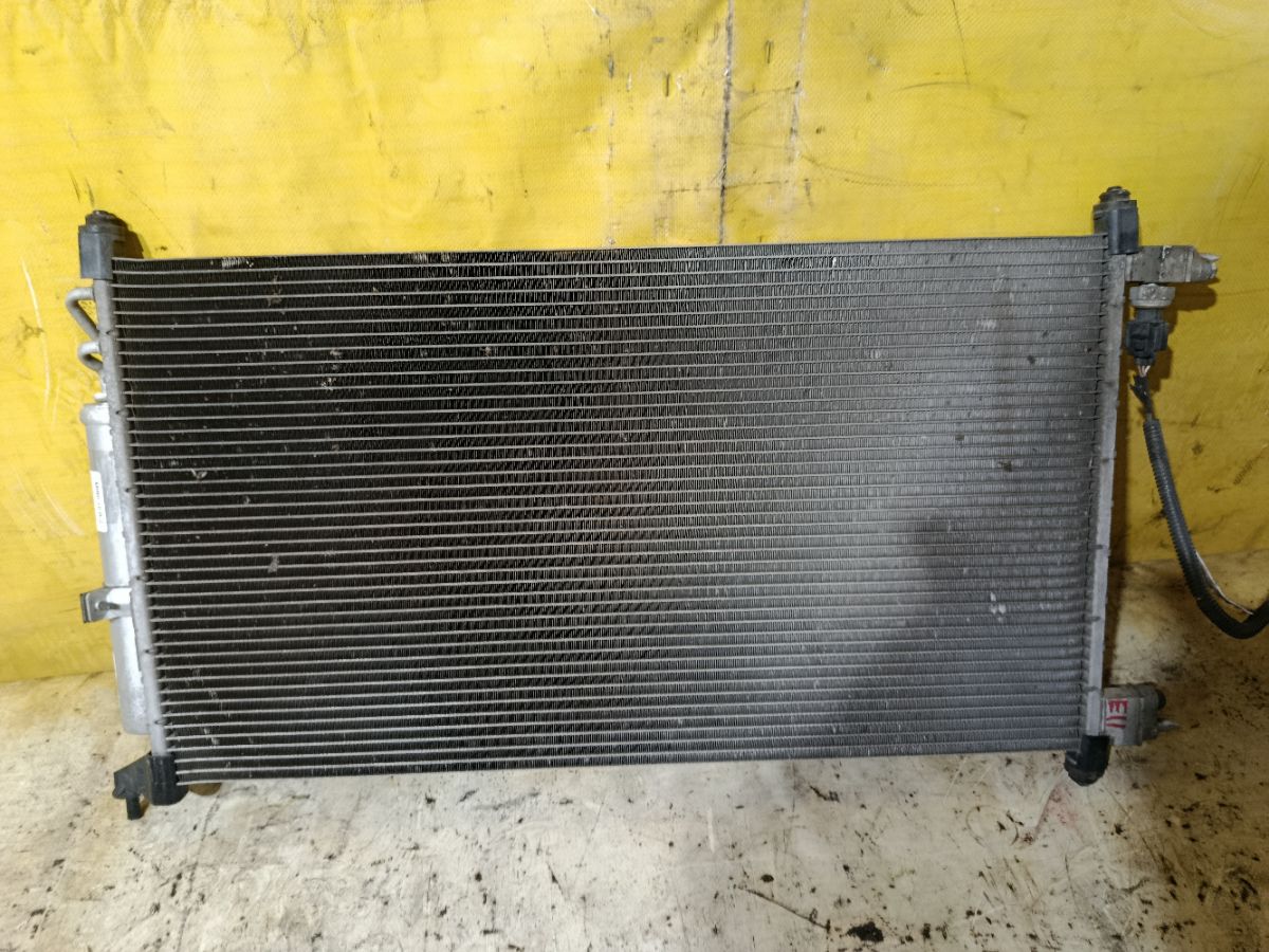 Радиатор кондиционера 92110 1U600, 92110 ED000, FX-267-3170, TD-267-3170 на Nissan Note E11 HR15DE Фото 2
