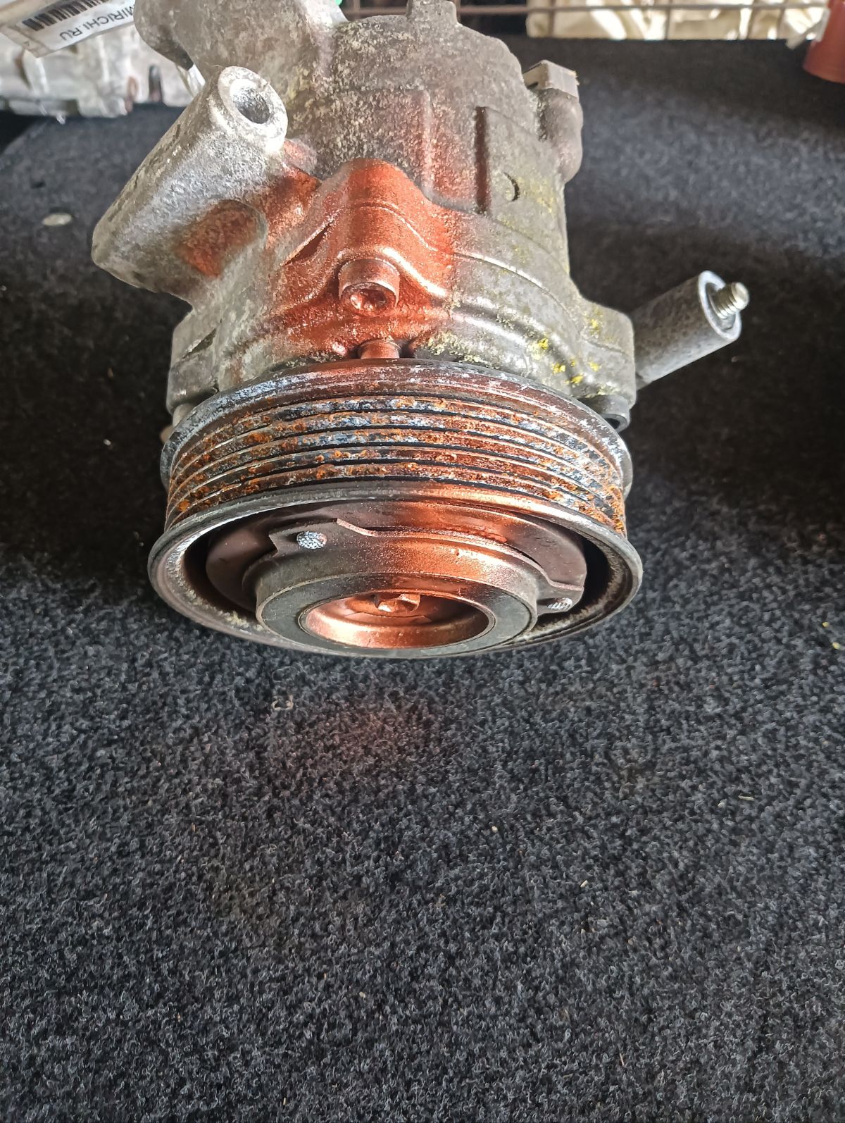 Компрессор кондиционера 447280-3150 на Toyota Passo KGC30 1KR-FE Фото 9