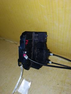 Замок двери на Nissan March AK12 Фото 6