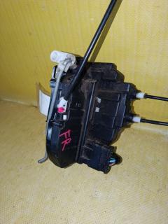 Замок двери на Nissan March AK12 Фото 6