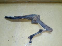 Датчик регулировки наклона фар на Toyota Ractis NCP100 Фото 2