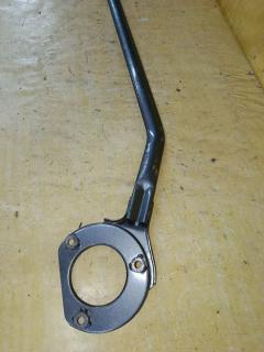 Жесткость на стойки на Toyota Wish ZNE10G Фото 9