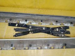 Порог кузова пластиковый ( обвес ) на Toyota Wish ZNE10G Фото 13