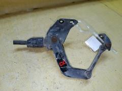 Датчик регулировки наклона фар на Toyota Wish ZNE10G Фото 5