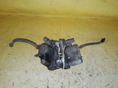 Суппорт на Toyota Wish ZNE10G 1ZZ-FE Фото 4