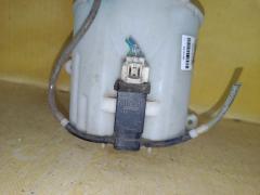 Бачок омывателя 85315-52050 на Toyota Funcargo NCP20 Фото 5