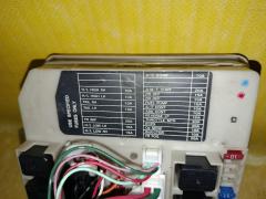 Блок предохранителей на Nissan March AK12 CR12DE Фото 3