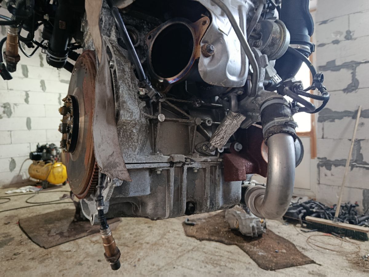 Двигатель на Volvo V40 MV B4164T Фото 37