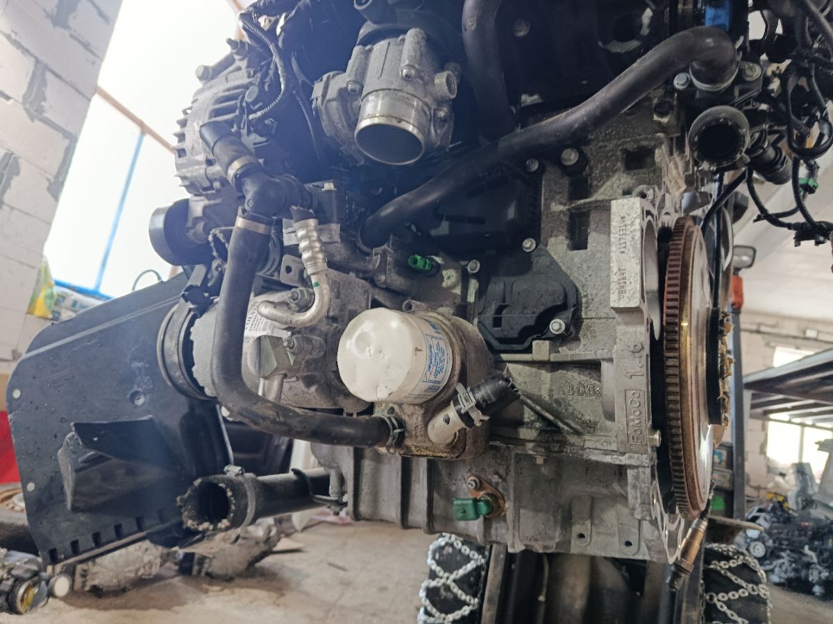 Двигатель на Volvo V40 MV B4164T Фото 42