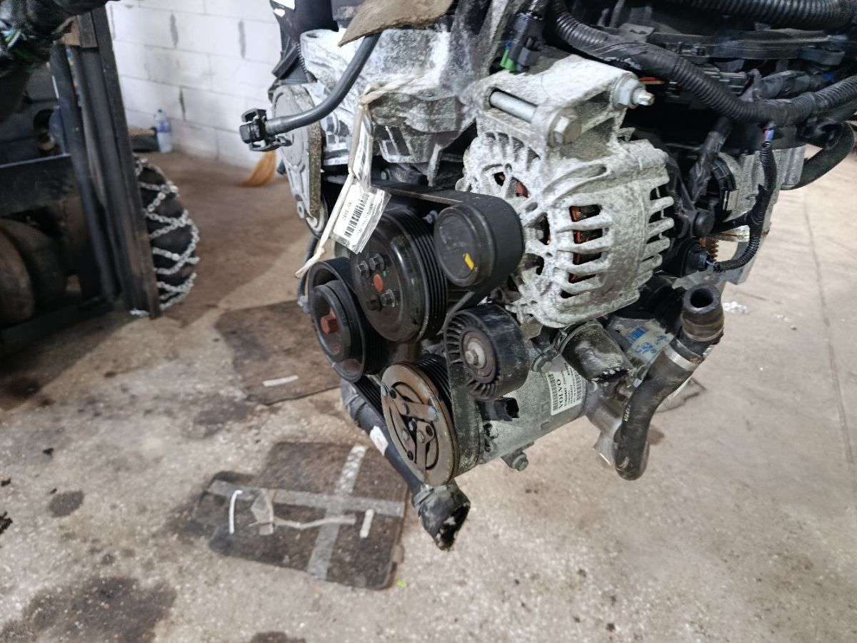 Двигатель на Volvo V40 MV B4164T Фото 9