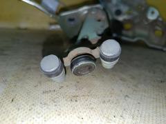 Ролик двери на Toyota Porte NNP10 Фото 8