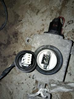 Блок розжига ксенона на Mazda Demio DY3W Фото 8