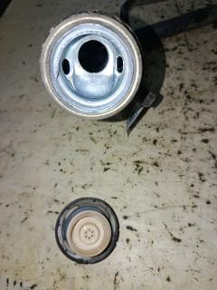 Заливная горловина топливного бака 77201-44191 на Toyota Isis ZNM10W 1ZZ-FE Фото 7