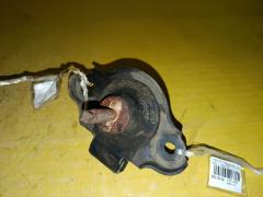 Подушка двигателя на Honda Fit GD1 L13A Фото 4