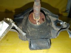 Подушка двигателя на Honda Fit GD1 L13A Фото 5