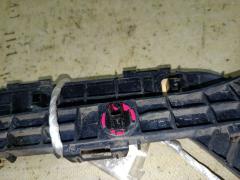 Крепление бампера 52575-47020, 52576-47020 на Toyota Prius ZVW30 Фото 8