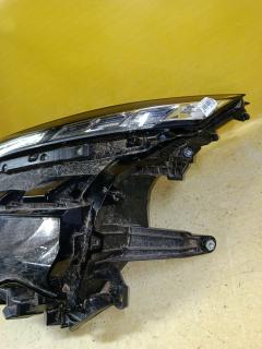 Фара V1-3 V1-3,81150-V1051 на Toyota Voxy ZWR90W Фото 8