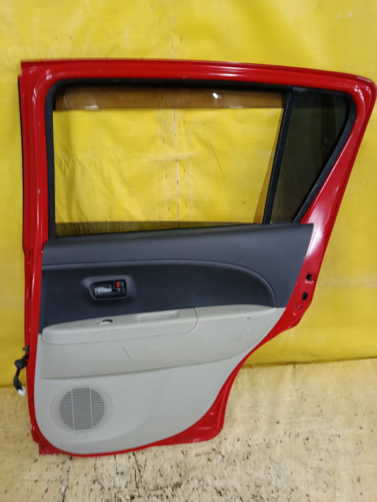 Дверь боковая на Toyota Passo KGC10 Фото 8