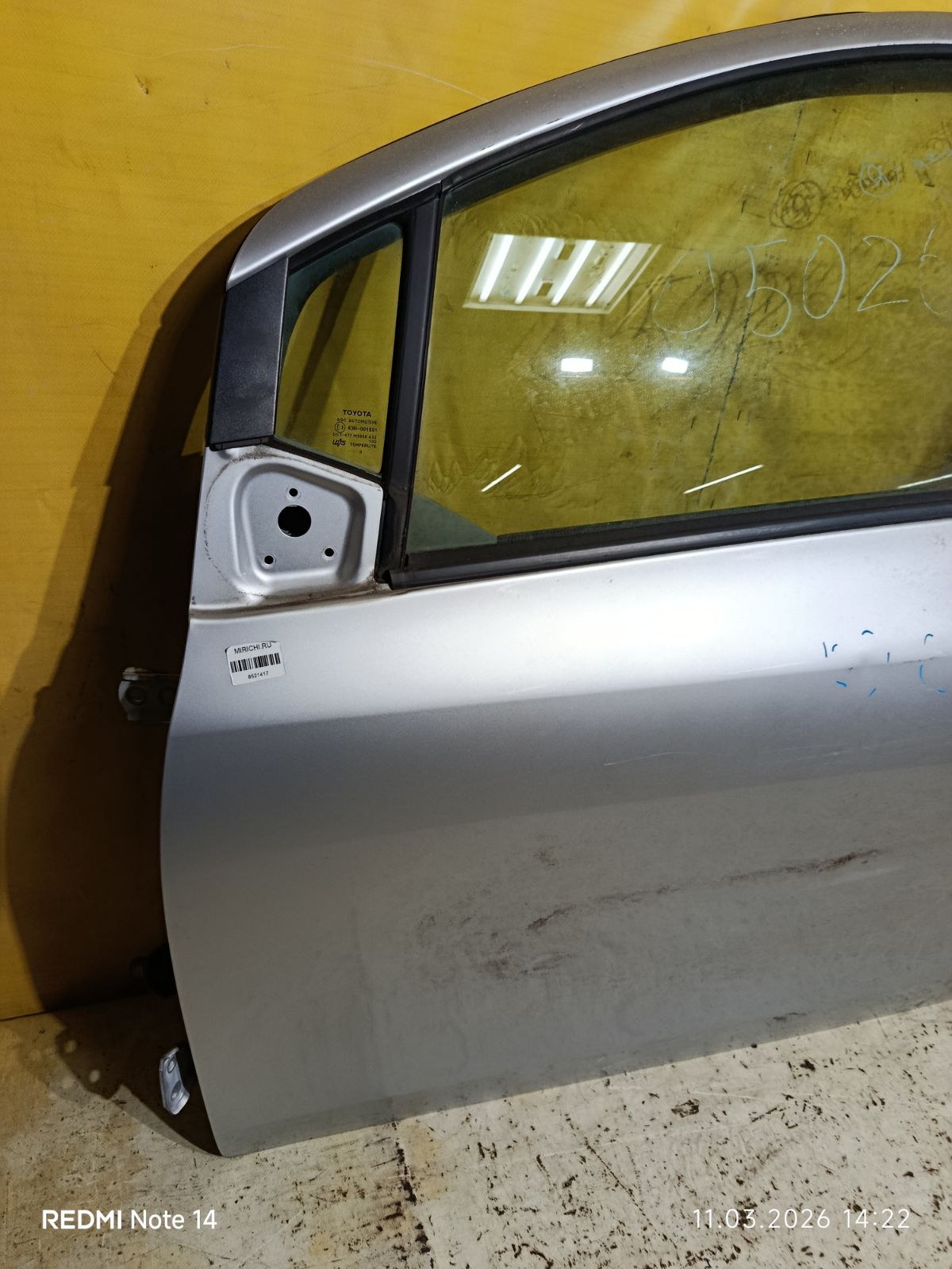 Дверь боковая на Toyota Vitz SCP90 Фото 4