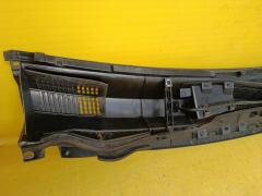 Решетка под лобовое стекло 55786-B1010, 53869-B1061, 53868-B1061 на Toyota Passo KGC30 Фото 10