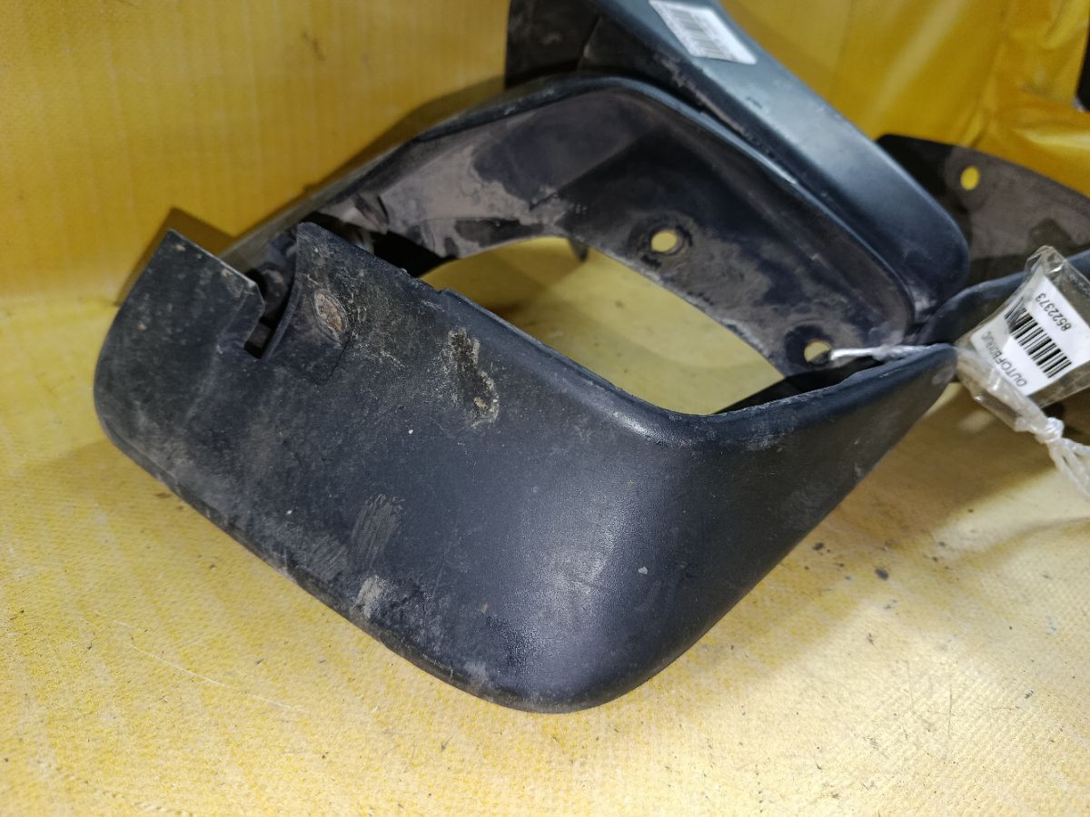 Брызговик на Mitsubishi Galant Fortis CY4A Фото 4