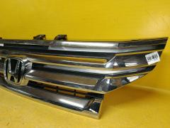 Решетка радиатора на Honda Stepwgn RK5 Фото 3