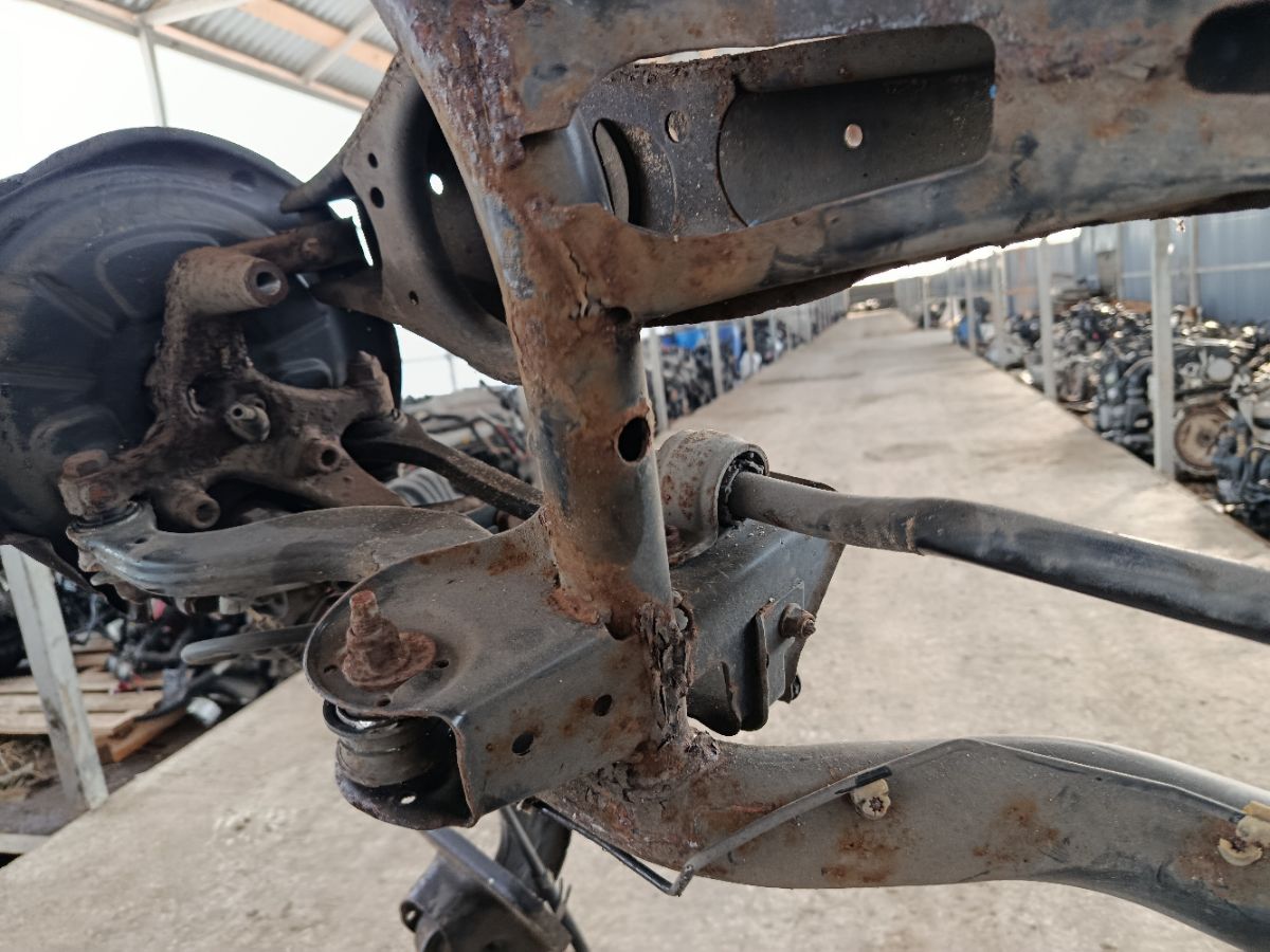 Балка подвески 1K0505315BM на Audi A3 8P CAX Фото 17