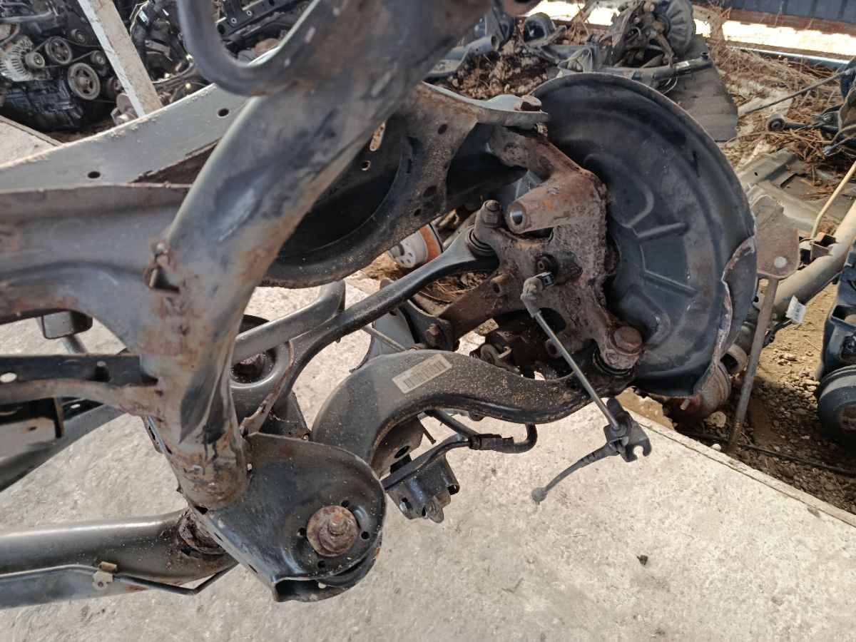 Балка подвески 1K0505315BM на Audi A3 8P CAX Фото 19