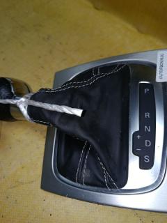 Ручка КПП на Audi A3 8P Фото 4