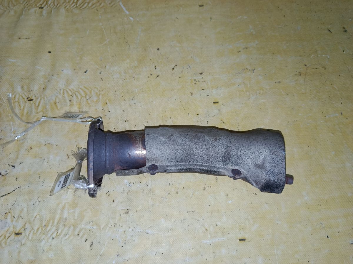 Глушитель на Mitsubishi Outlander CW5W 4B12 Фото 2