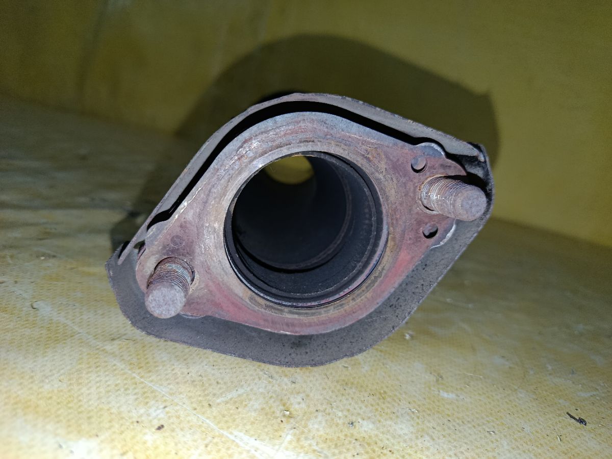 Глушитель на Mitsubishi Outlander CW5W 4B12 Фото 5