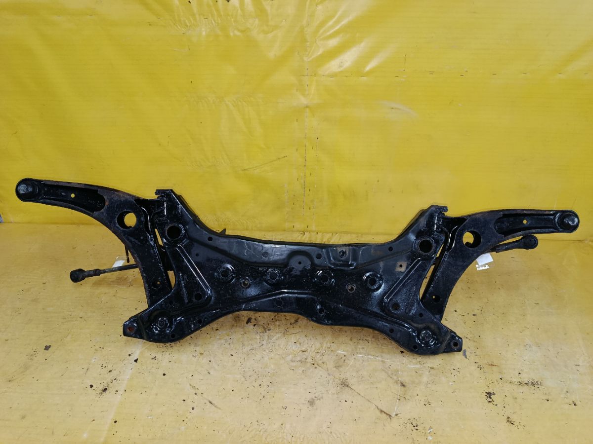 Балка под ДВС на Mitsubishi Outlander CW5W 4B12 Фото 13