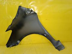 Крыло переднее на Toyota Vitz SCP90 Фото 8