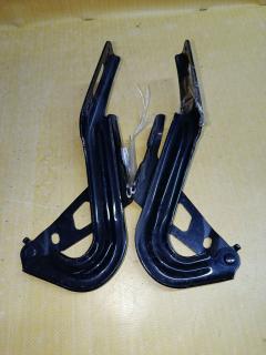 Крепление капота на Honda Freed GB3 Фото 5